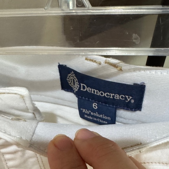 Democracy White Denim Skirt Size 6 - Picture 2 of 10